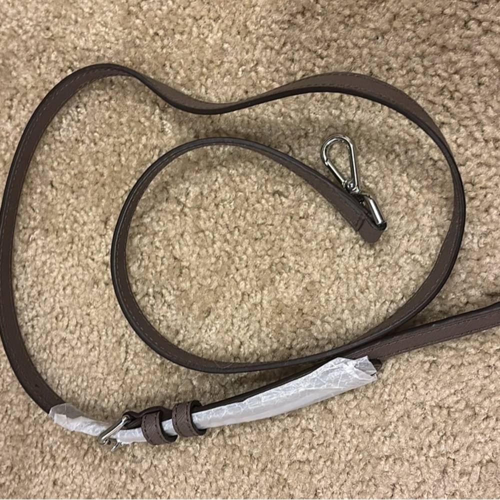 Authentic Michael Kors Handbag - Picture 9 of 9